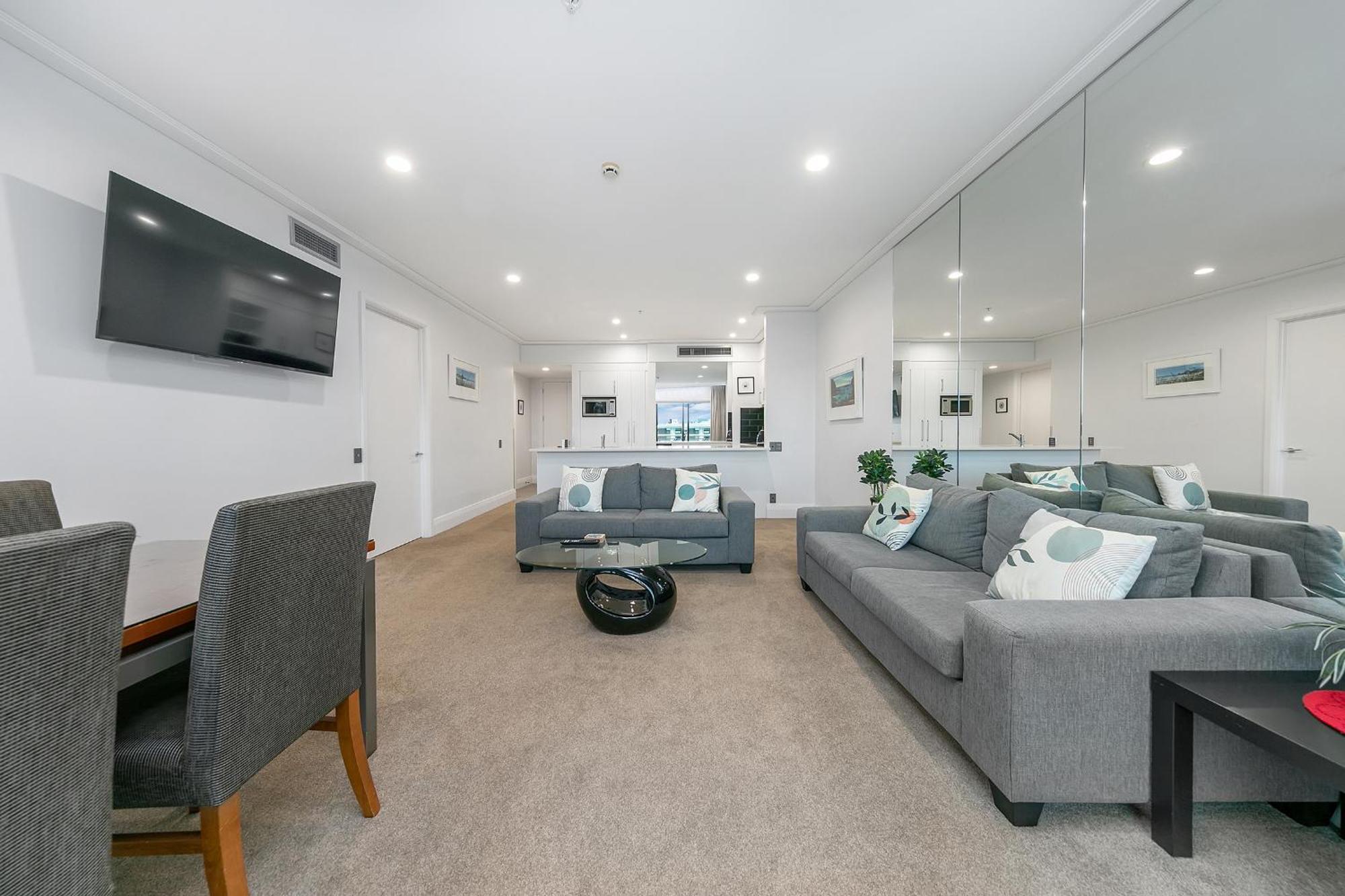 Sophisticated Spacious Apt W Stunning Harbour View Auckland Buitenkant foto